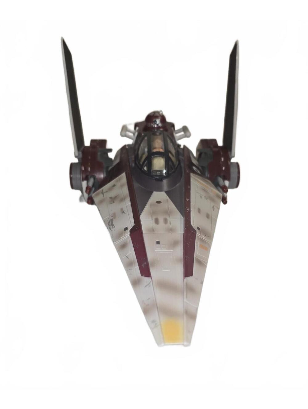 Hasbro Star Wars 2007 Star V-Wing Fighter wAnakin & Missiles